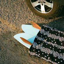 Load image into Gallery viewer, 7’ Hibiscus