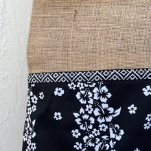 Load image into Gallery viewer, 7’ Hibiscus