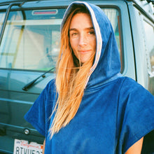 Load image into Gallery viewer, Surf Poncho - Oceania